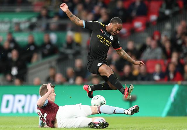 霍伊伦：我喜欢压迫和背对球门；进球美妙但功劳要和球队分享