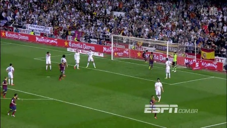 世体：莱万多夫斯基点亮纽约帝国大厦，以庆祝波兰独立日